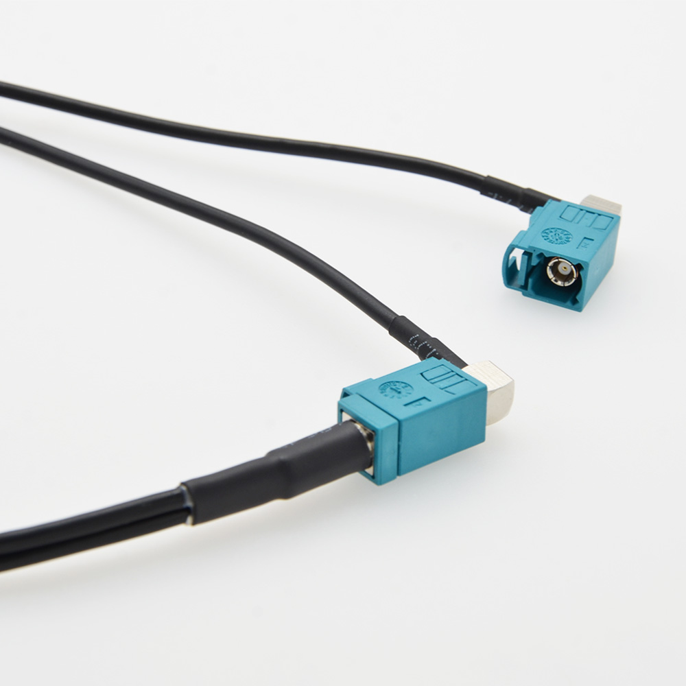 Car GPS Antenna Splitter Cable - огляд і ціна Audio Splitter Y