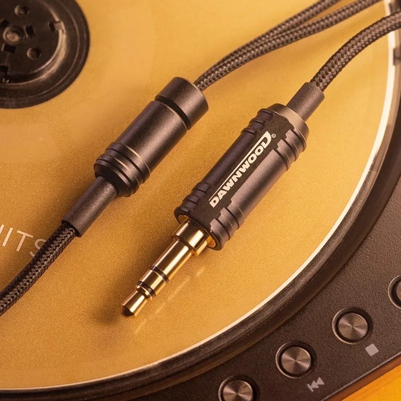 DAWNWOOD GT09 Dark Knight IEM  - огляд і ціна In Ear Monitor Iem